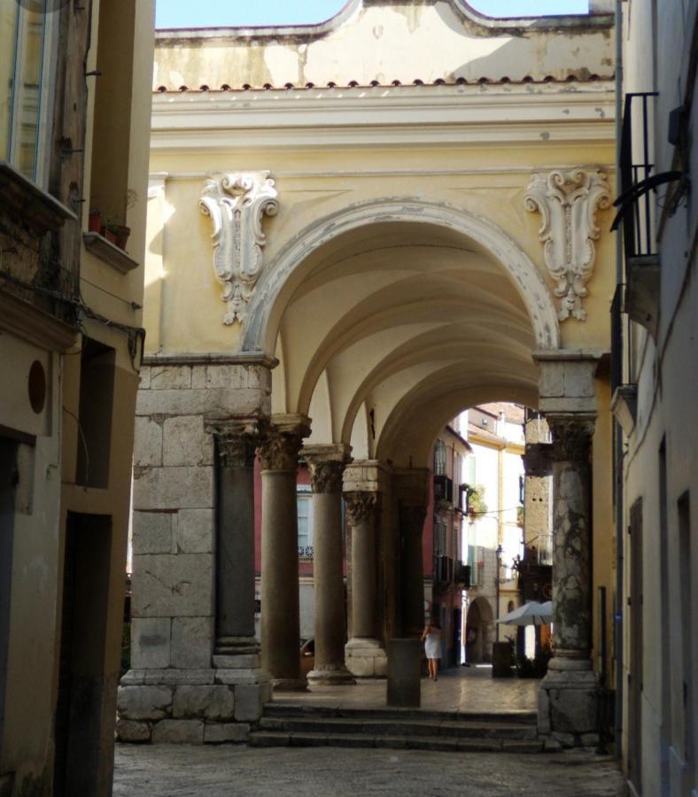 La Casa Nel Borgo Apartment Sant'Agata de' Goti Luaran gambar